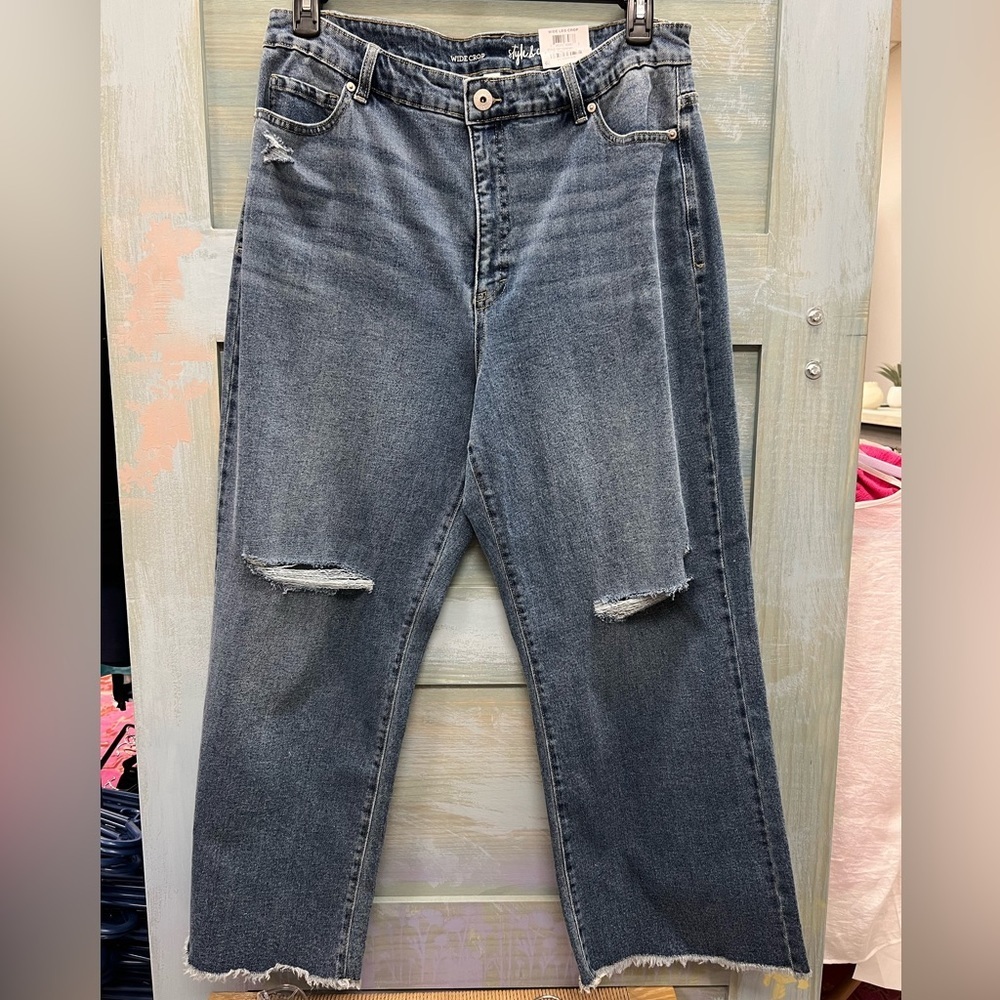Style & Co wide leg cropped jeans